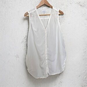 Aritzia Community Sleeveless Button-Up Blouse White, Size L coastal silk cotton